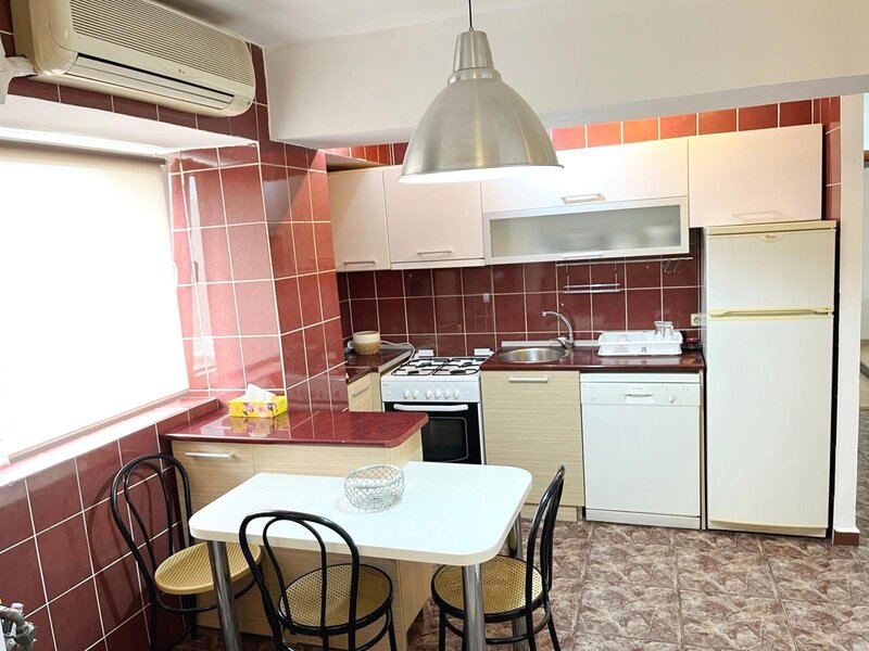 Iancului, Mihai Bravu